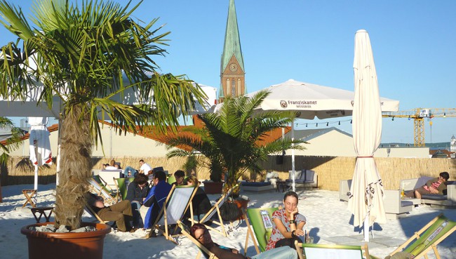 Der Sky Beachclub Schwerin sucht Verstärkung für die neue Saison