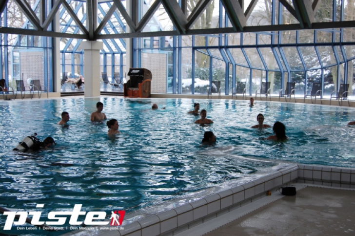 piste goes Aqua Zumba in der Holstein Therme 