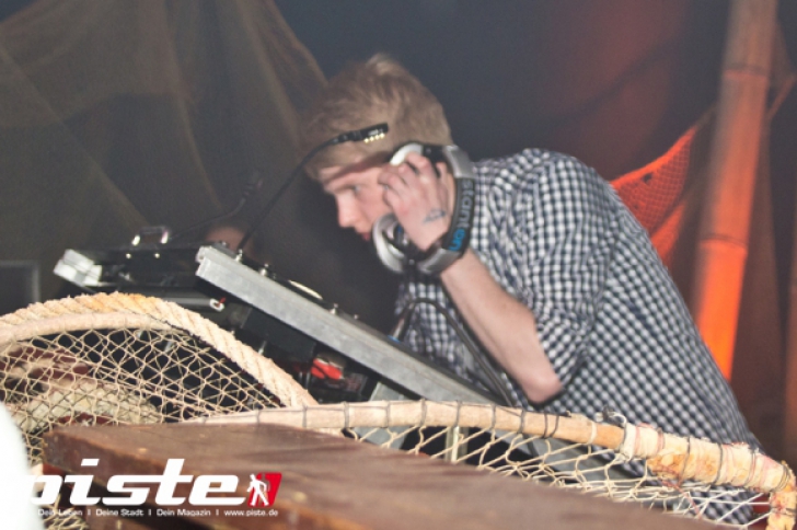 Die Tanz in den Mai Partynacht