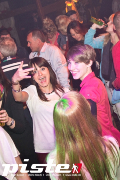 Die Tanz in den Mai Partynacht