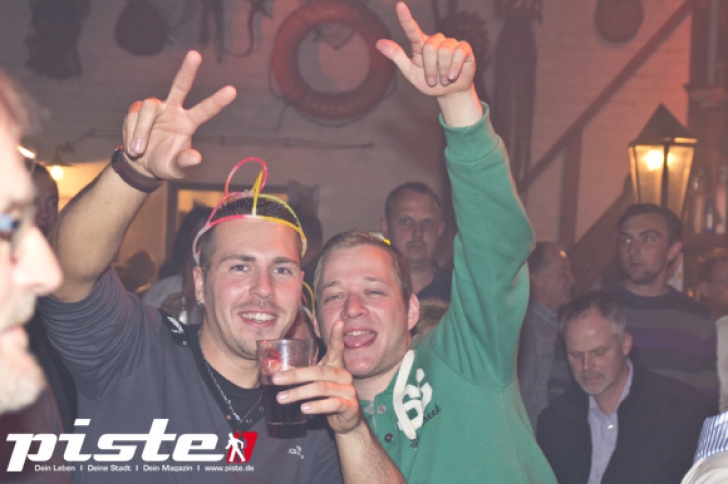 Die Tanz in den Mai Partynacht