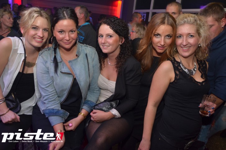 Ü25-Fete Big Opening
