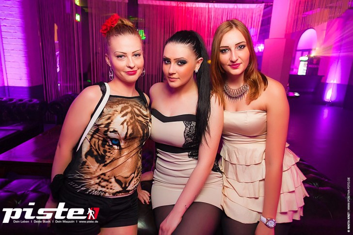 T2 Club Party