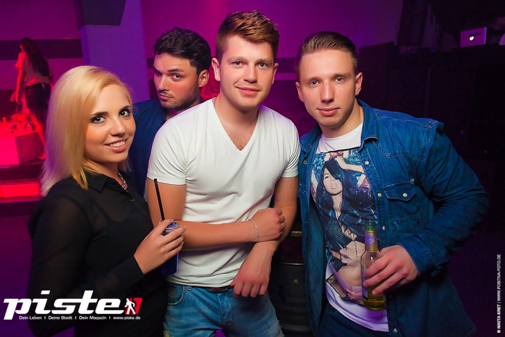 T2 Club Party