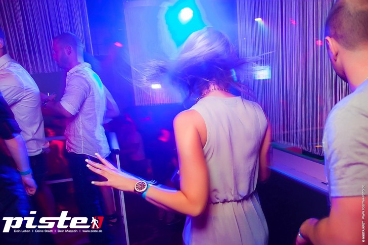 T2 Club Party