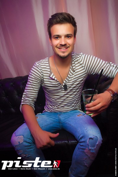 T2 Club Party