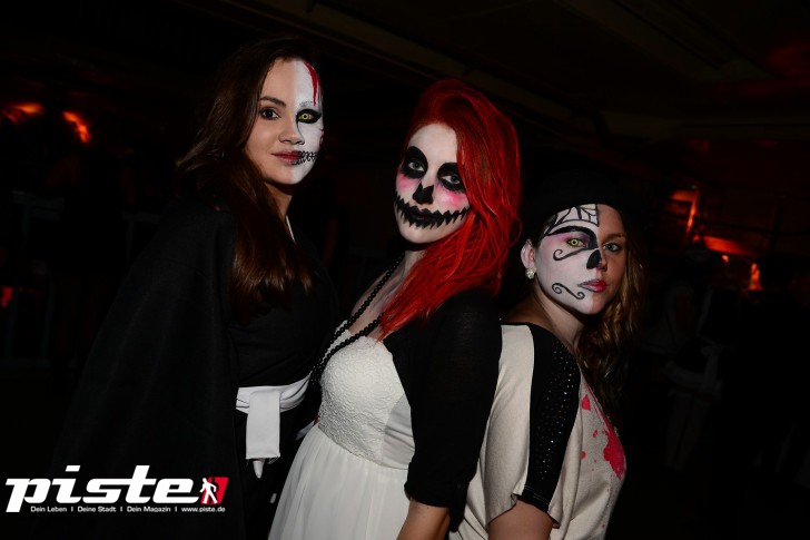 Hamburg tanzt! Xtreme Halloweenparty auf dem Ghostship Cap San Diego 