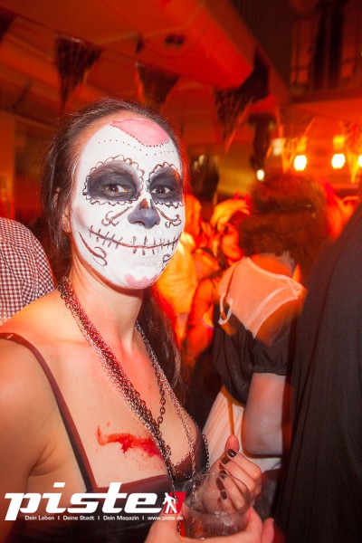 Hamburg tanzt! Xtreme Halloweenparty auf dem Ghostship Cap San Diego 