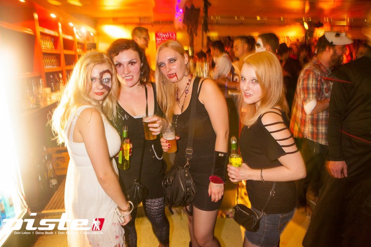 Hamburg tanzt! Xtreme Halloweenparty auf dem Ghostship Cap San Diego 