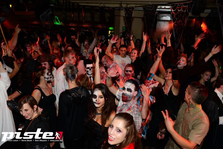 Hamburg tanzt! Xtreme Halloweenparty auf dem Ghostship Cap San Diego 