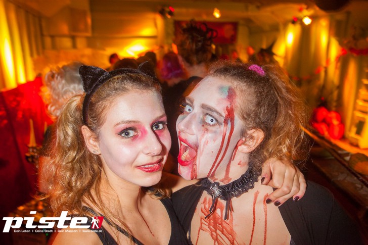 Hamburg tanzt! Xtreme Halloweenparty auf dem Ghostship Cap San Diego 