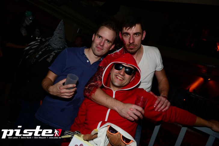 Hamburg tanzt! Xtreme Halloweenparty auf dem Ghostship Cap San Diego 