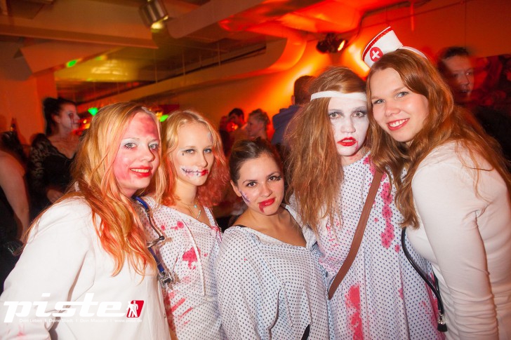 Hamburg tanzt! Xtreme Halloweenparty auf dem Ghostship Cap San Diego 