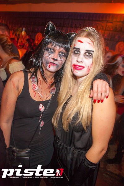 Hamburg tanzt! Xtreme Halloweenparty auf dem Ghostship Cap San Diego 