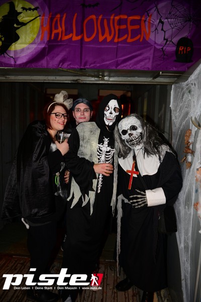 Hamburg tanzt! Xtreme Halloweenparty auf dem Ghostship Cap San Diego 