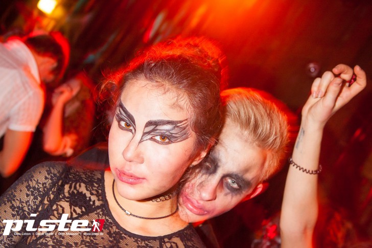 Hamburg tanzt! Xtreme Halloweenparty auf dem Ghostship Cap San Diego 