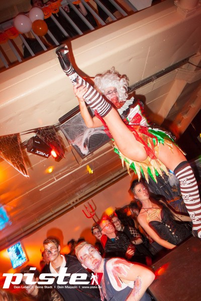 Hamburg tanzt! Xtreme Halloweenparty auf dem Ghostship Cap San Diego 