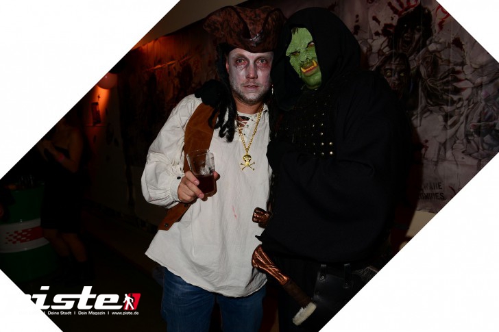 Hamburg tanzt! Xtreme Halloweenparty auf dem Ghostship Cap San Diego 