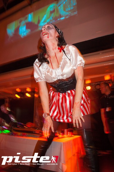 Hamburg tanzt! Xtreme Halloweenparty auf dem Ghostship Cap San Diego 