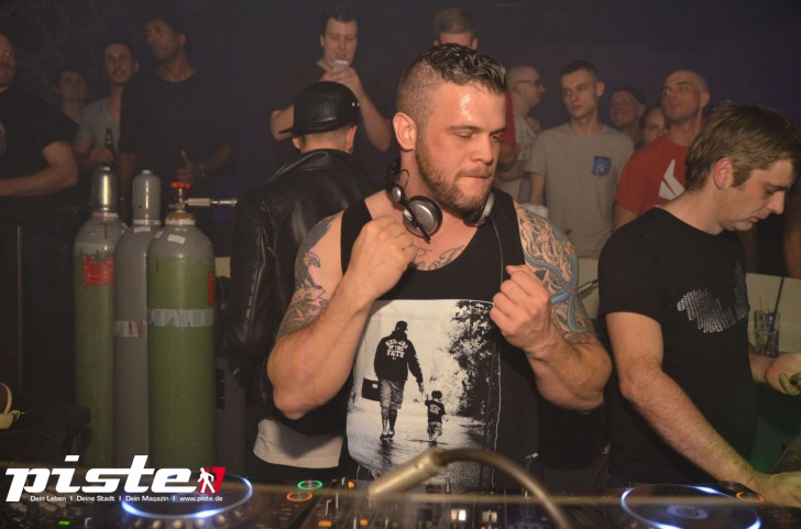 Camp 77 - Heroez and Iconz