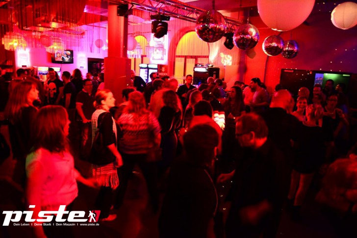 Starnight Revival Party 