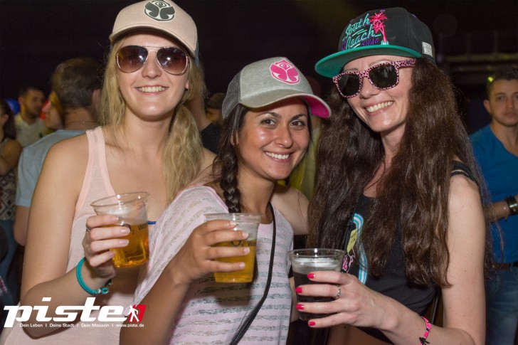 Project Y - Deutschlands größte Hausparty