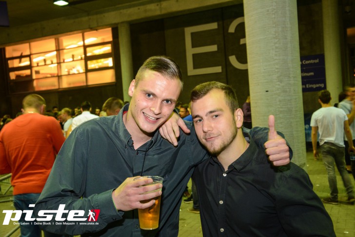 Project Y - Deutschlands größte Hausparty