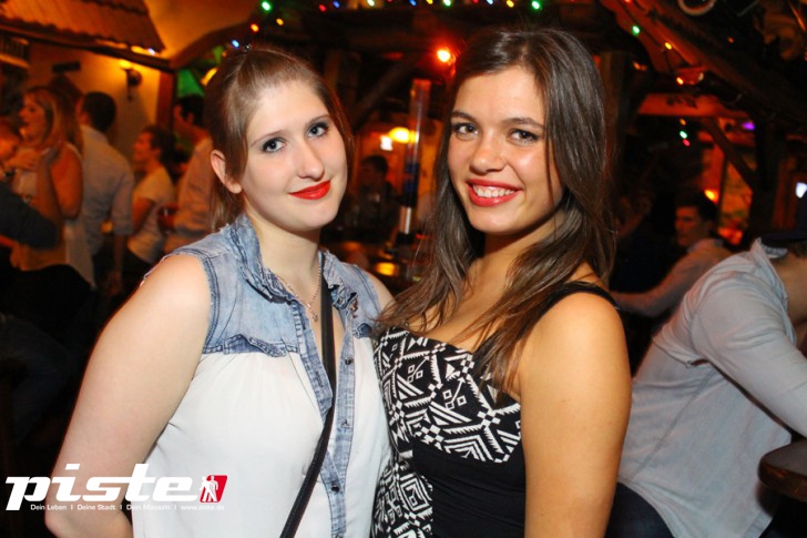 MINIROCK UND HIGH HEELS PARTY