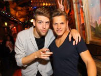 MINIROCK UND HIGH HEELS PARTY