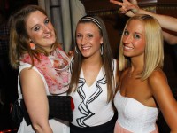 MINIROCK UND HIGH HEELS PARTY