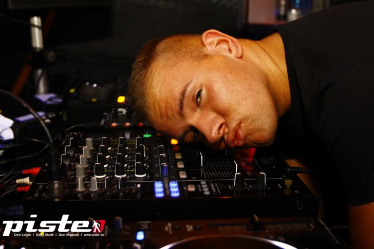 Happy New Year mit DJ Streifenhörnchen