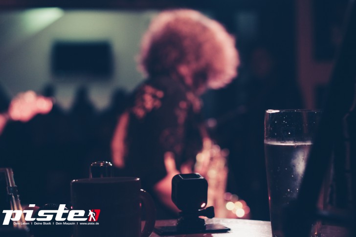 Tini Thomsen -live-