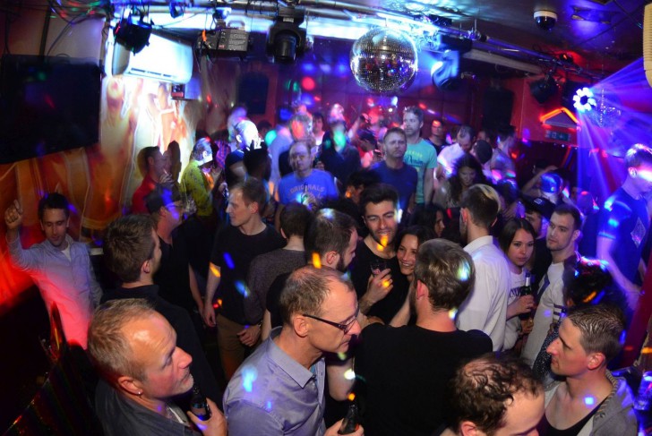 ESC @ Wunderbar