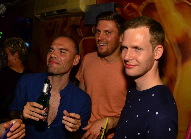 ESC @ Wunderbar