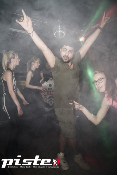 Pump Up The Volume - Die PKHS 90s Party