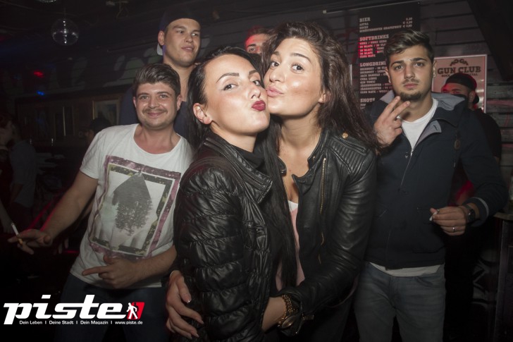 Pump Up The Volume - Die PKHS 90s Party