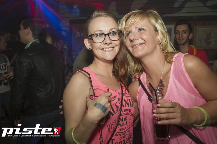 Pump Up The Volume - Die PKHS 90s Party