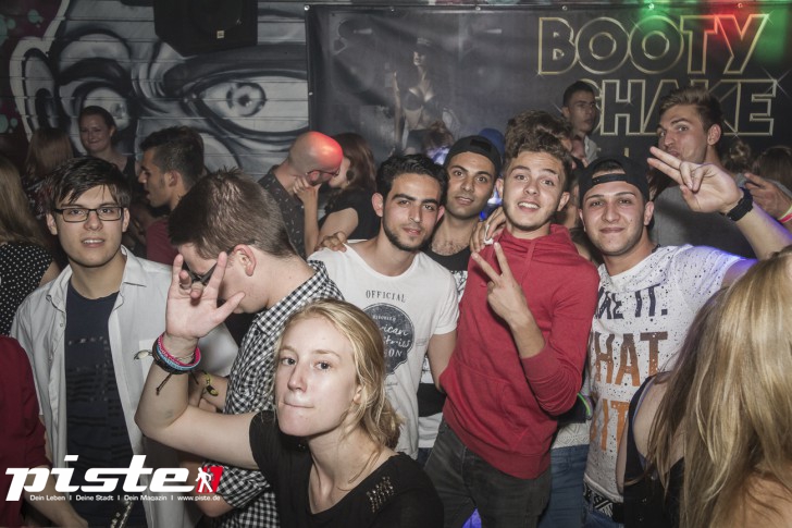 Pump Up The Volume - Die PKHS 90s Party