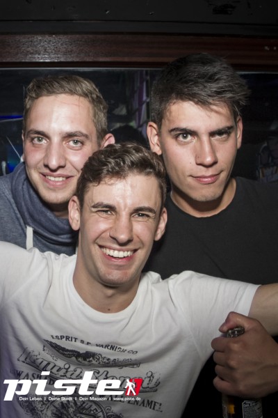 Pump Up The Volume - Die PKHS 90s Party