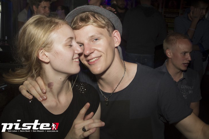 Pump Up The Volume - Die PKHS 90s Party