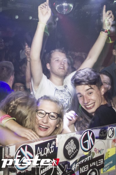 Pump Up The Volume - Die PKHS 90s Party