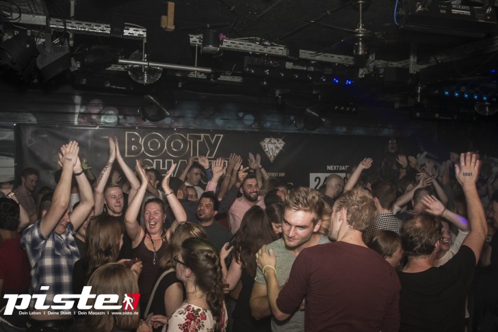 Pump Up The Volume - Die PKHS 90s Party