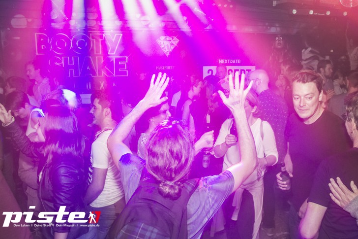 Pump Up The Volume - Die PKHS 90s Party