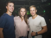 Pump Up The Volume - Die PKHS 90s Party