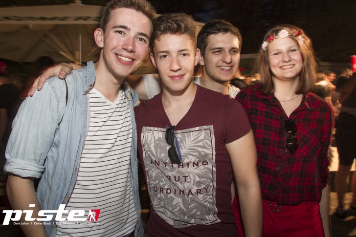 Spielwiese Open Air - MOONBOOTICA