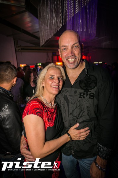 Ü-30 Club Party | Hühnerposten