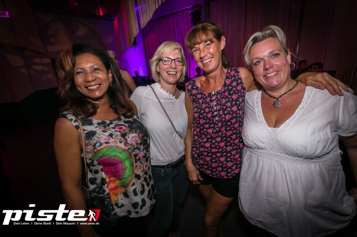 Ü-30 Club Party | Hühnerposten