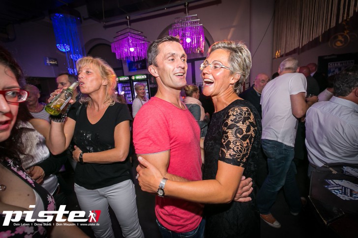 Ü-30 Club Party | Hühnerposten