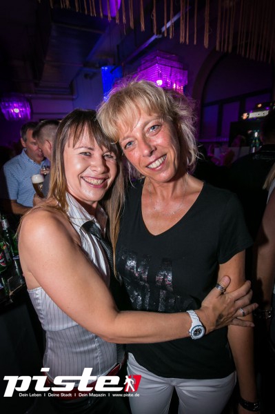 Ü-30 Club Party | Hühnerposten