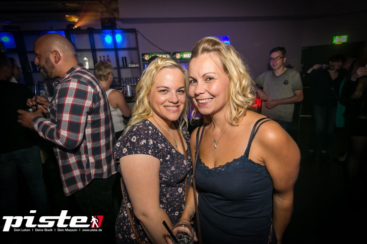 Ü-30 Club Party | Hühnerposten